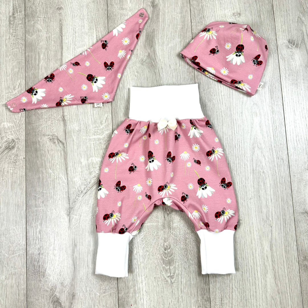 Newbornset rosa mit roten Glückskäfer